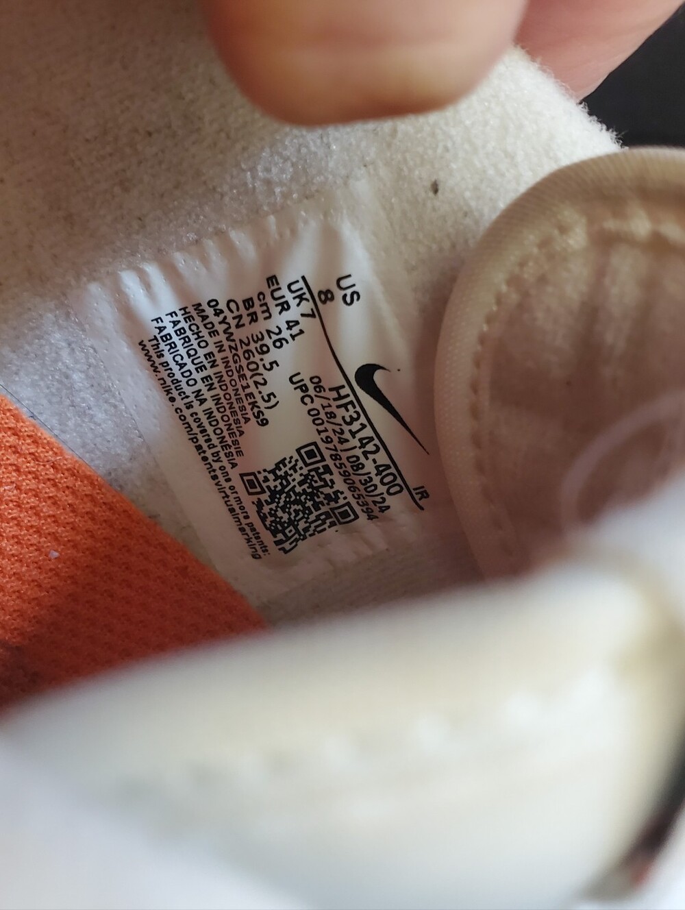 Nike Cortez - Picture 6 of 8